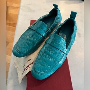 Ferragamo Lipari scrunch back loafers